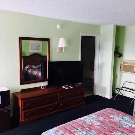Relax Inn Folkston Экстерьер фото